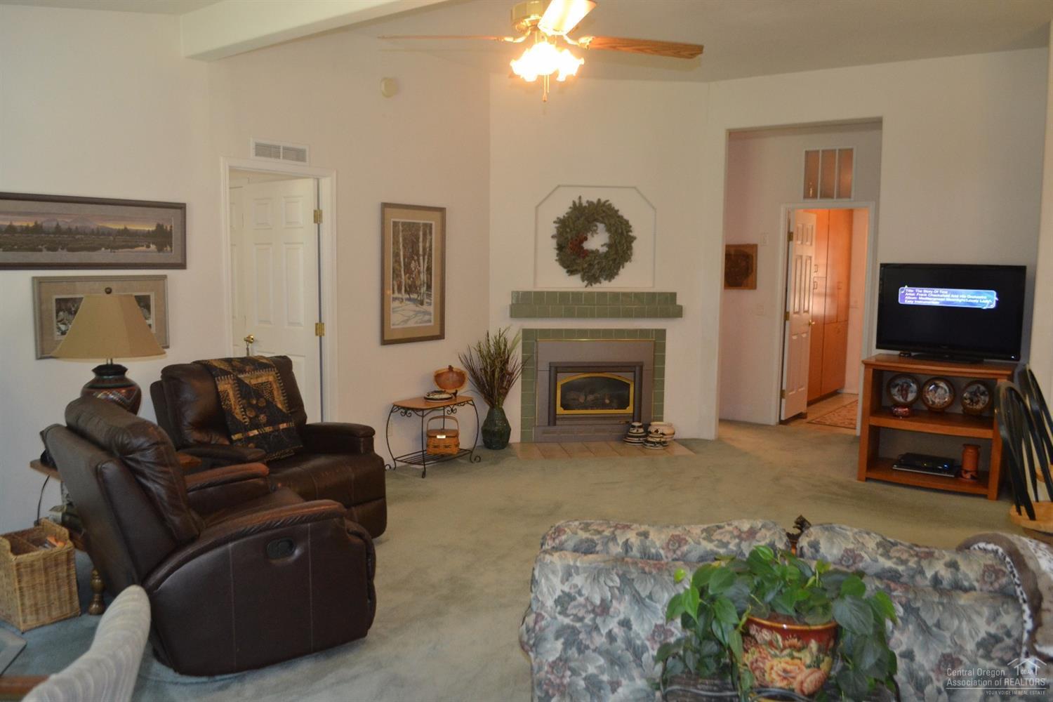 Sno Cap Vista Est - Residential