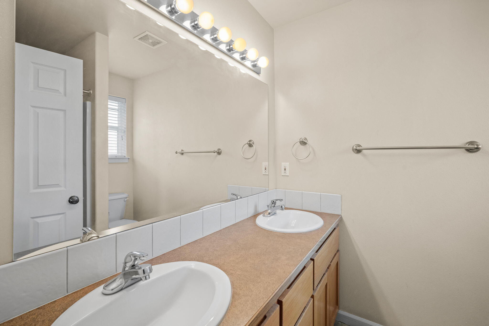 Oakview - Residential