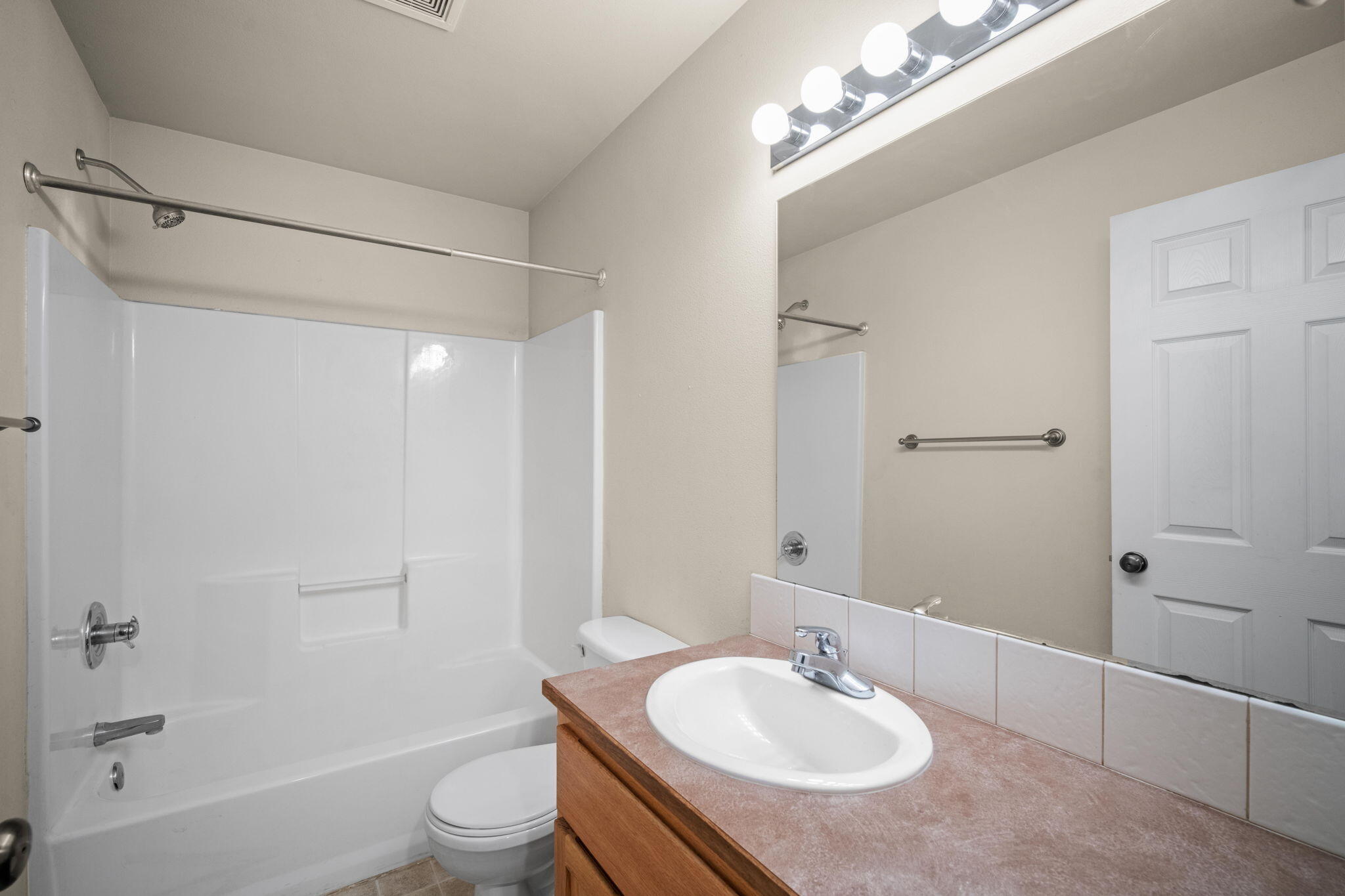 Oakview - Residential