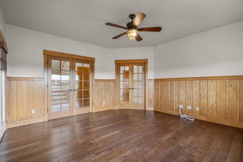 Tiny photo for 65258 Old Bend Redmond Highway, Bend, OR 97703 (MLS # 220213432)