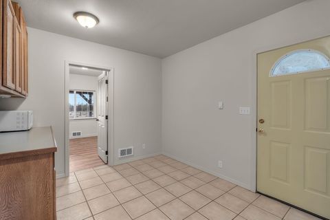 Tiny photo for 65258 Old Bend Redmond Highway, Bend, OR 97703 (MLS # 220213432)