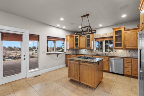 Tiny photo for 65258 Old Bend Redmond Highway, Bend, OR 97703 (MLS # 220213432)