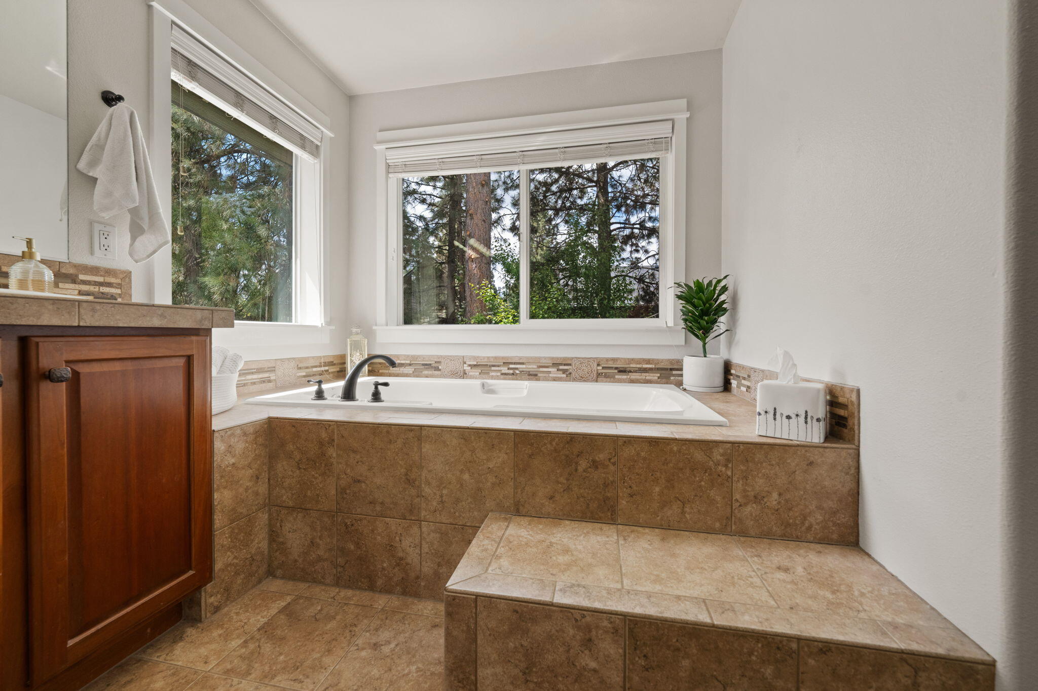 River Canyon Estates - Residential