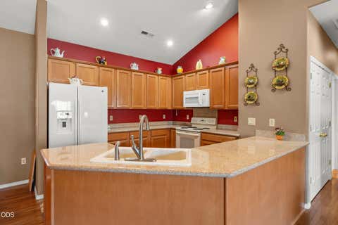 Tiny photo for 2783 Parkwood Village Lane, Central Point, OR 97502 (MLS # 220225769)