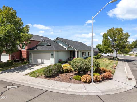 Tiny photo for 2783 Parkwood Village Lane, Central Point, OR 97502 (MLS # 220225769)