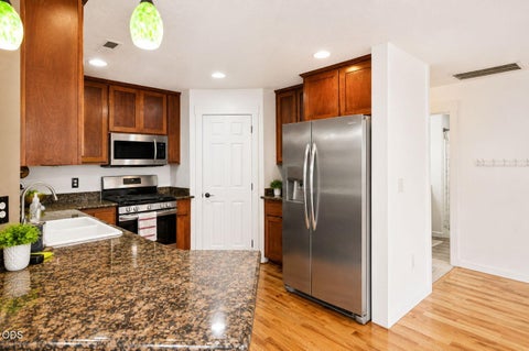 Tiny photo for 1144 Highlands Drive, Eagle Point, OR 97524 (MLS # 220227388)