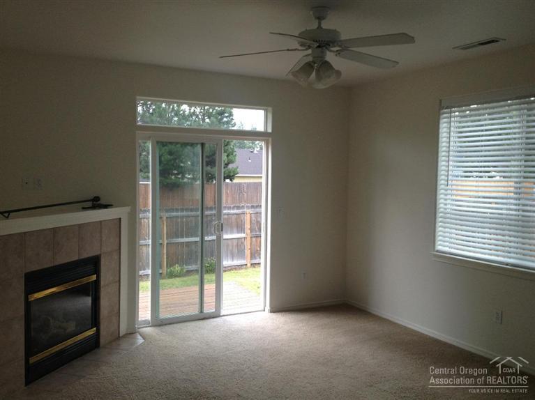 Deschutes River Cros - Residential