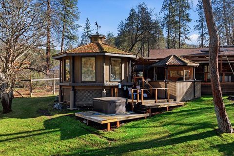 Tiny photo for 1407 Upper River Road, Gold Hill, OR 97525 (MLS # 220213124)