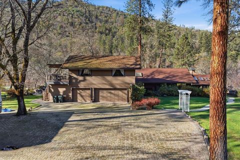Tiny photo for 1407 Upper River Road, Gold Hill, OR 97525 (MLS # 220213124)