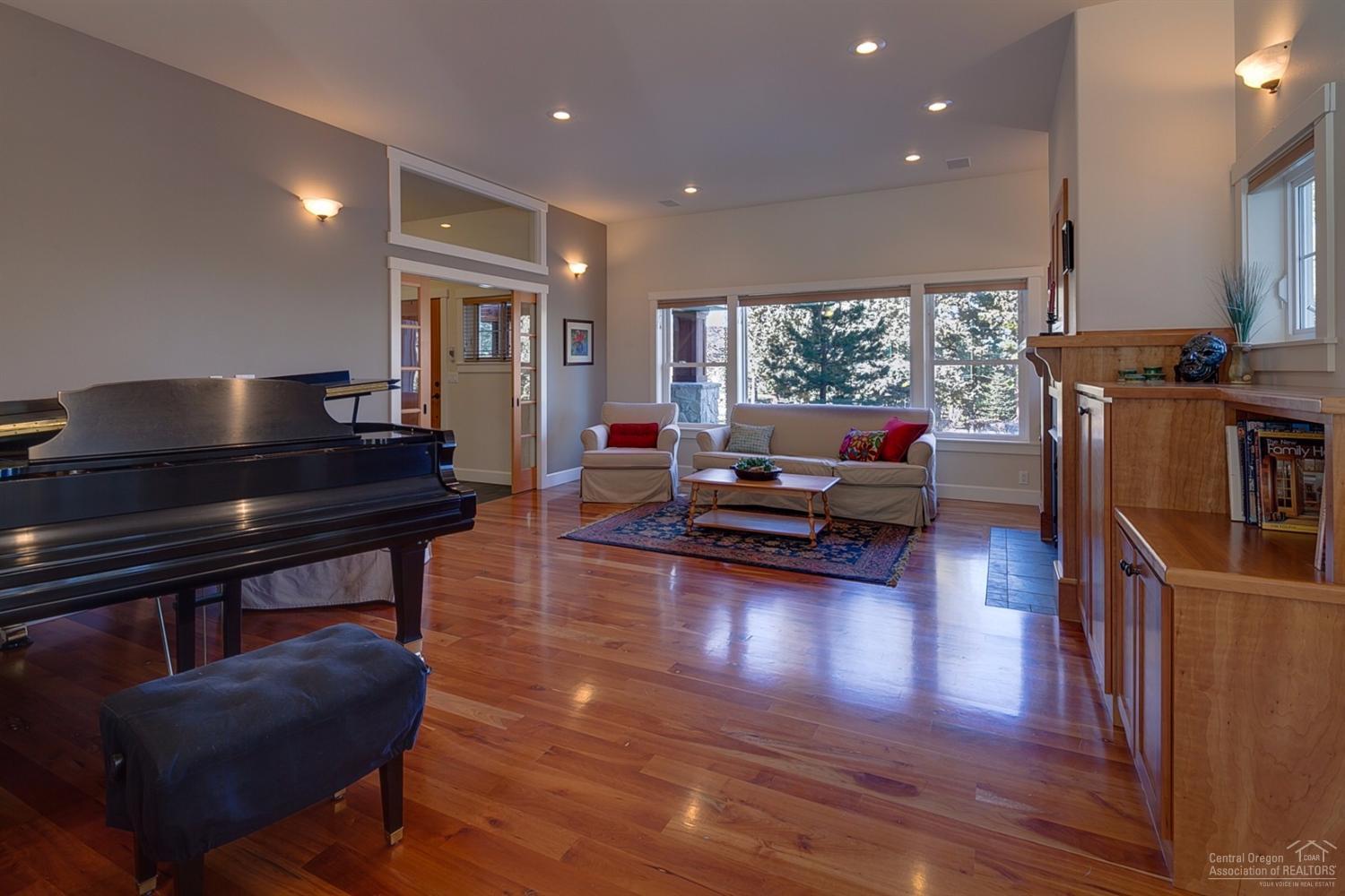 Awbrey Butte - Residential