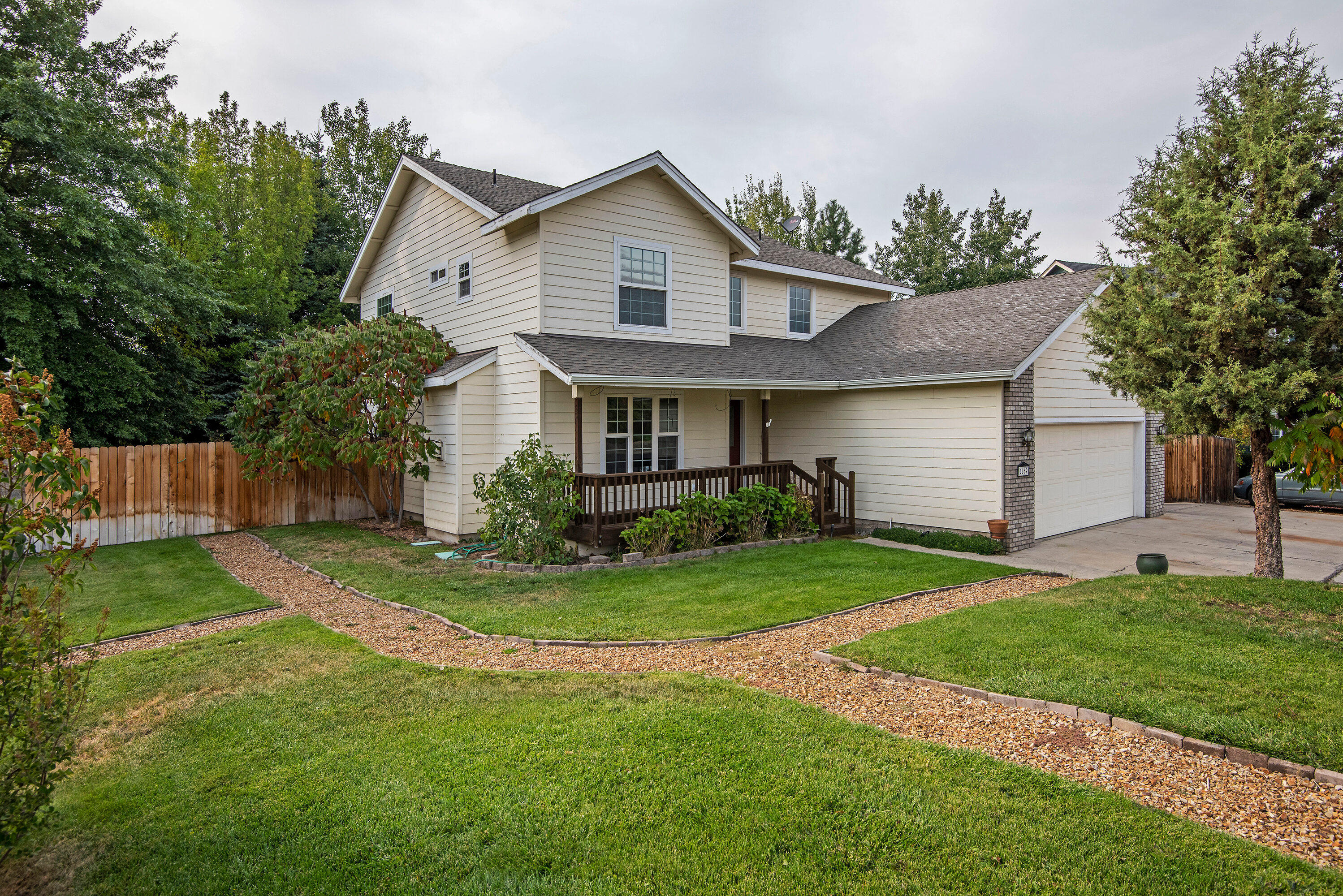 Oak Tree - Residential