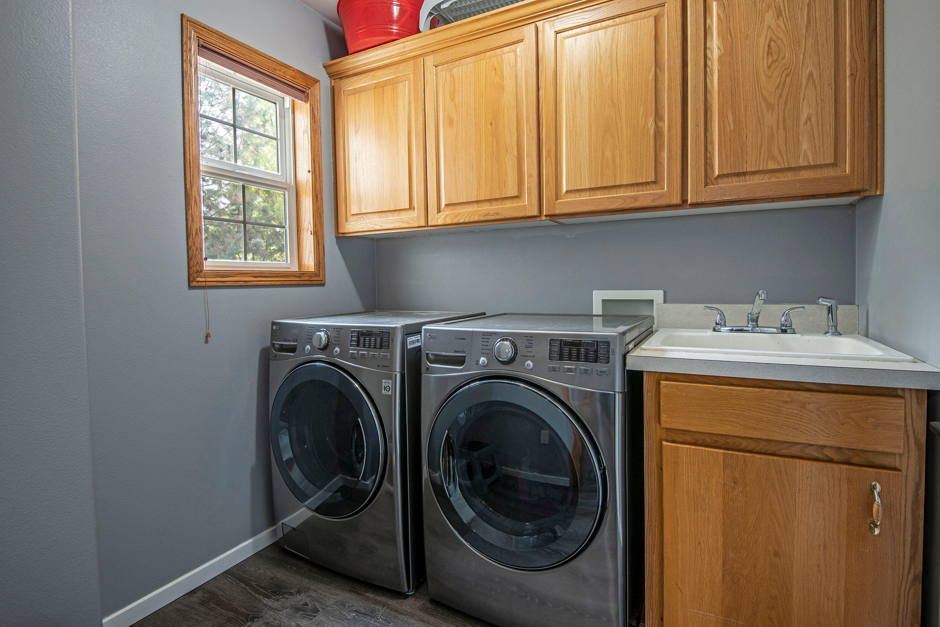 Oak Tree - Residential