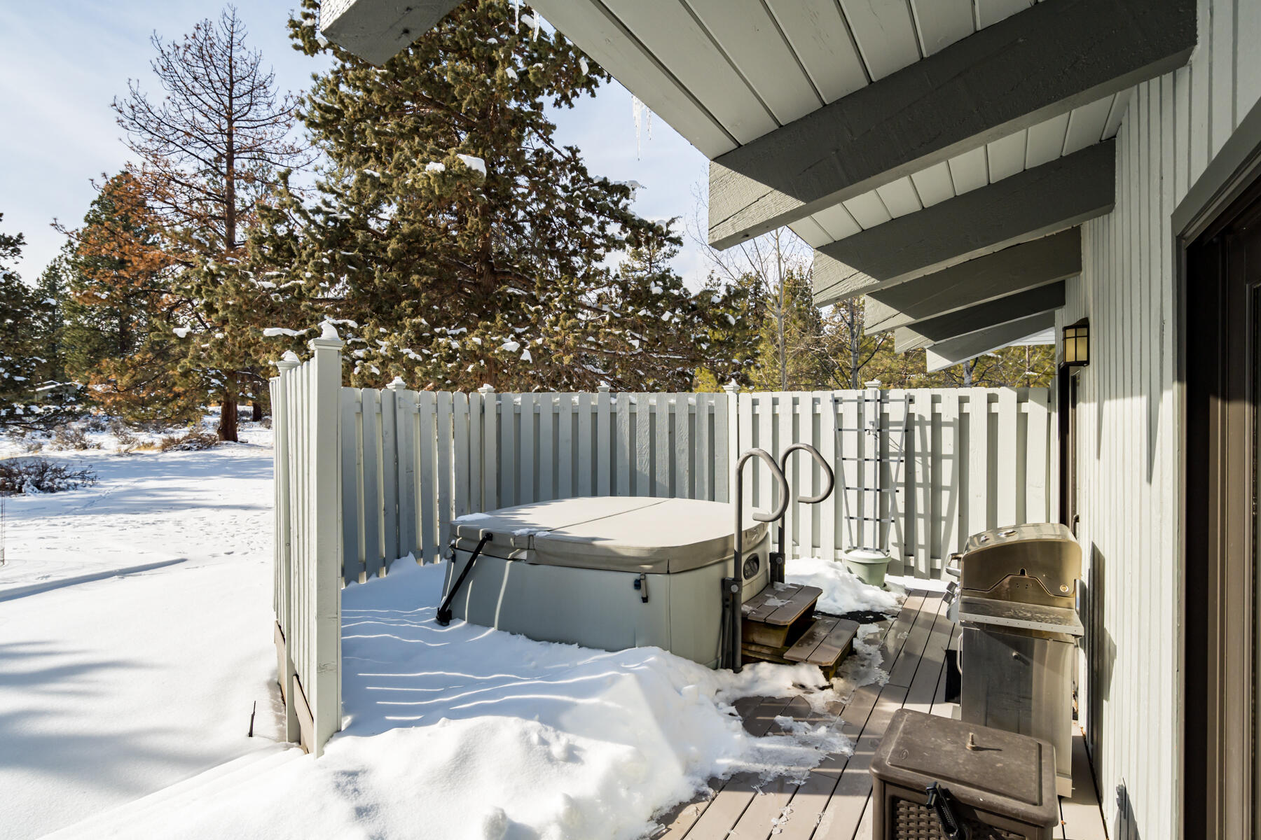 Woodside Ranch - Residential