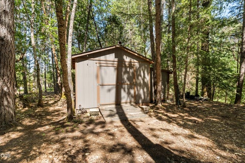 Tiny photo for 693 Horizon Hills Road, Williams, OR 97544 (MLS # 220222926)