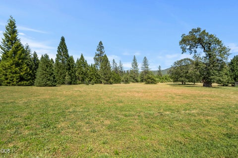 Tiny photo for 693 Horizon Hills Road, Williams, OR 97544 (MLS # 220222926)