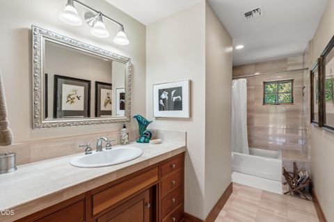 Tiny photo for 693 Horizon Hills Road, Williams, OR 97544 (MLS # 220222926)