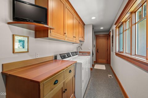 Tiny photo for 693 Horizon Hills Road, Williams, OR 97544 (MLS # 220222926)