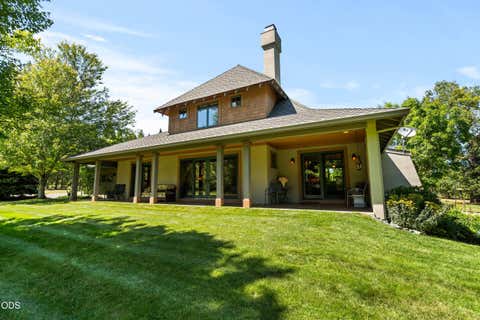Tiny photo for 693 Horizon Hills Road, Williams, OR 97544 (MLS # 220222926)