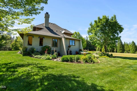 Tiny photo for 693 Horizon Hills Road, Williams, OR 97544 (MLS # 220222926)