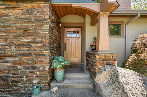 Tiny photo for 693 Horizon Hills Road, Williams, OR 97544 (MLS # 220222926)