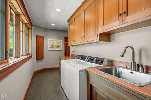 Tiny photo for 693 Horizon Hills Road, Williams, OR 97544 (MLS # 220222926)