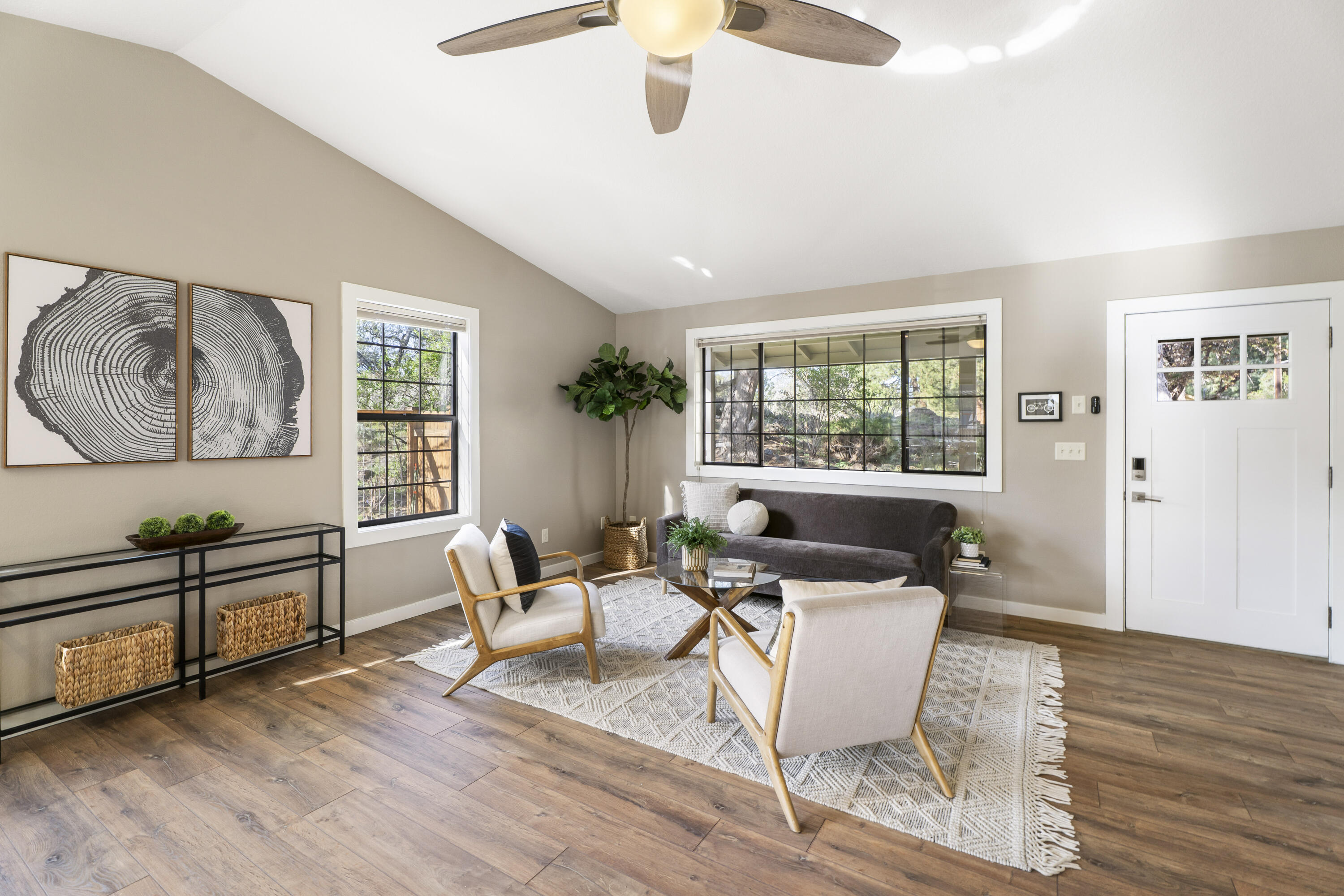 1602 NE 5th Street