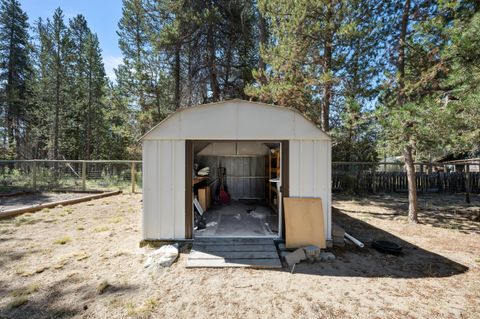 Tiny photo for 52466 Lost Ponderosa Road, La Pine, OR 97739 (MLS # 220205958)