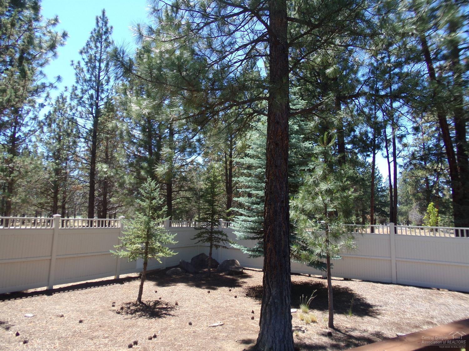 Pines At Sisters - Residential