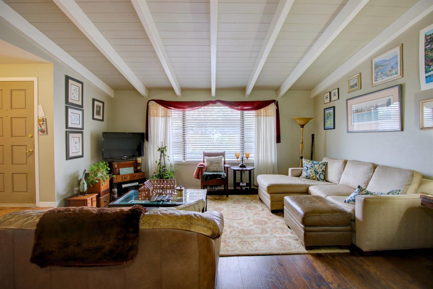 Brentwood - Residential