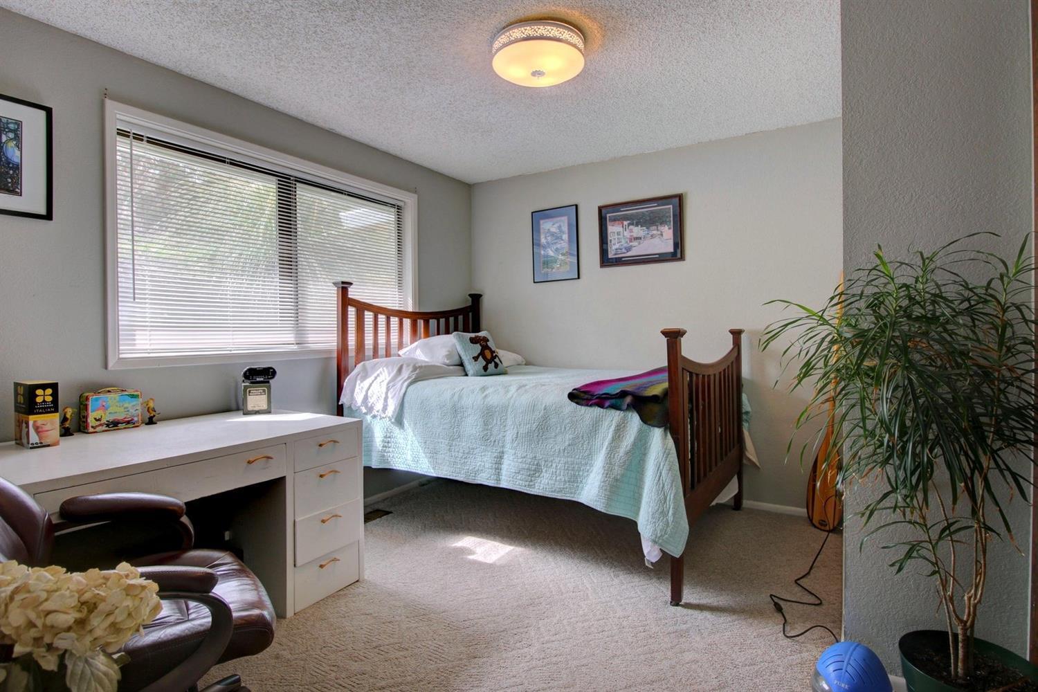 Brentwood - Residential