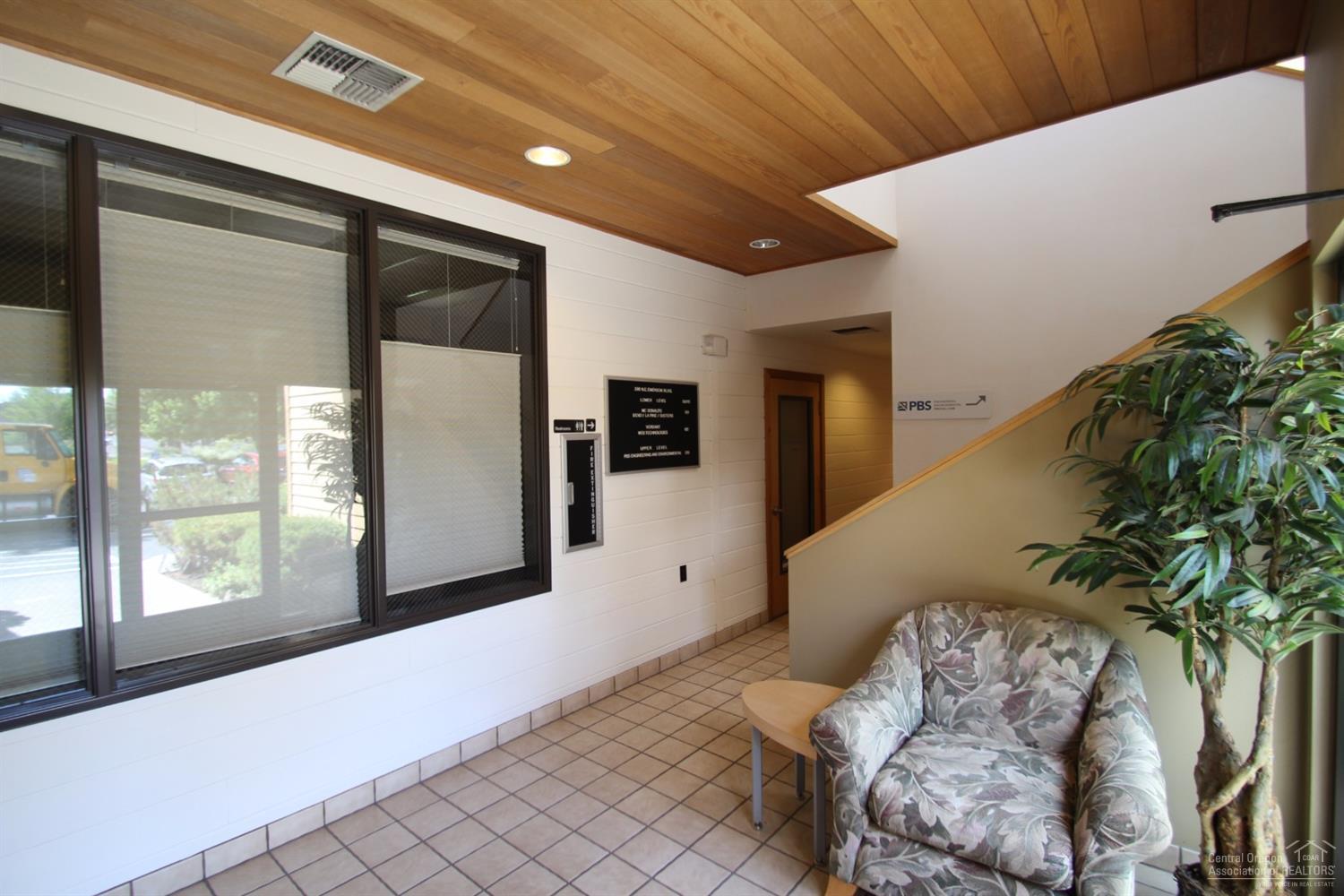 CLAB - Commercial Sale