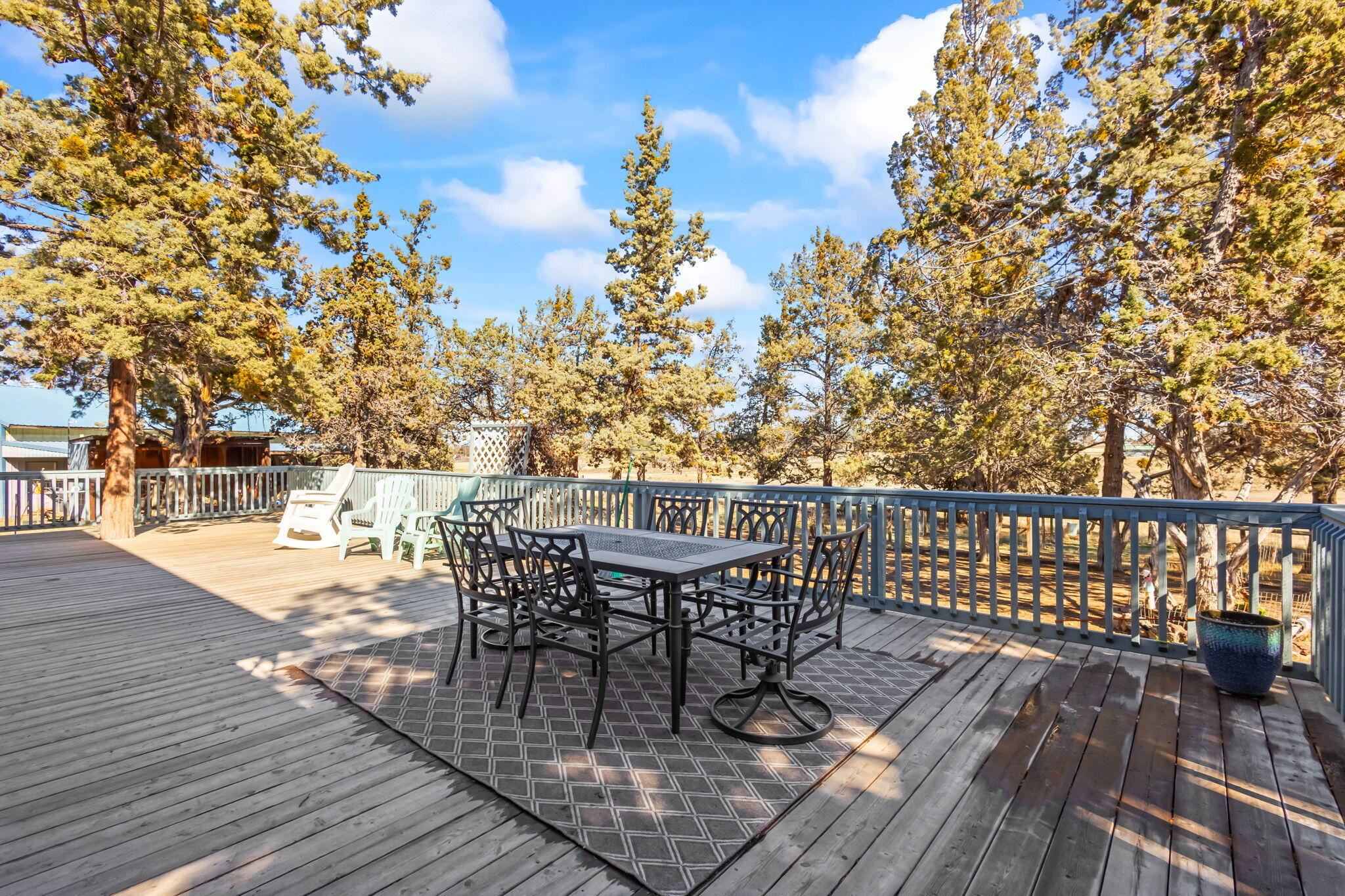 Bend, Oregon 97701, United States, 4 Bedrooms Bedrooms, ,3 BathroomsBathrooms,Residential,Active,86364