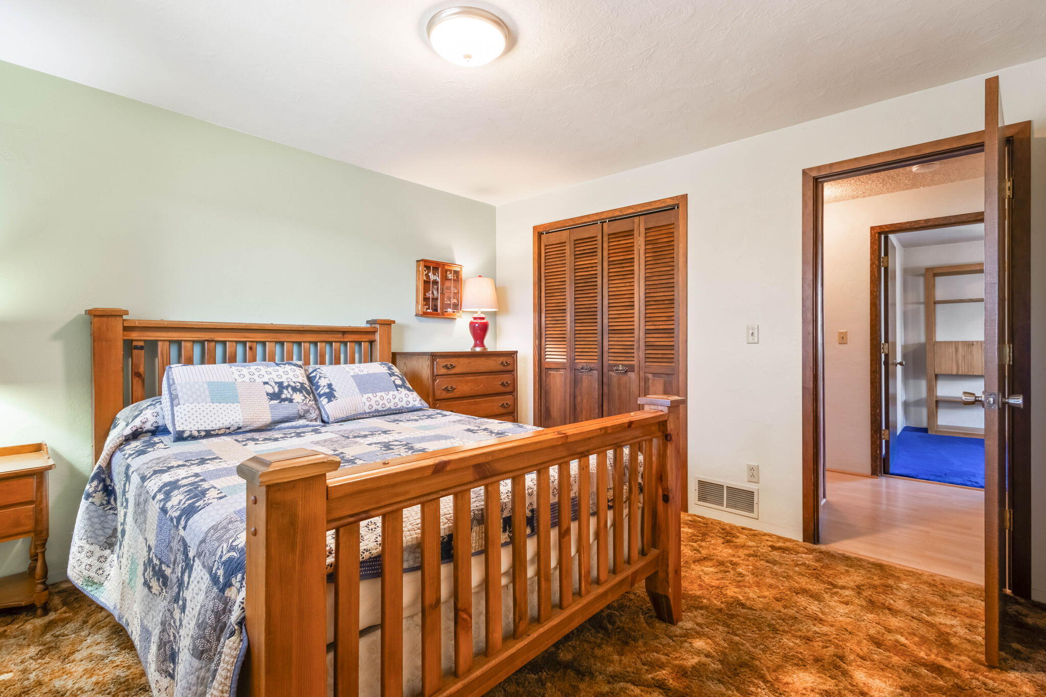 Bend, Oregon 97701, United States, 4 Bedrooms Bedrooms, ,3 BathroomsBathrooms,Residential,Active,86364