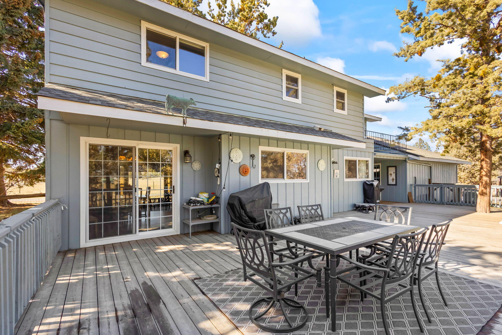 Bend, Oregon 97701, United States, 4 Bedrooms Bedrooms, ,3 BathroomsBathrooms,Residential,Active,86364