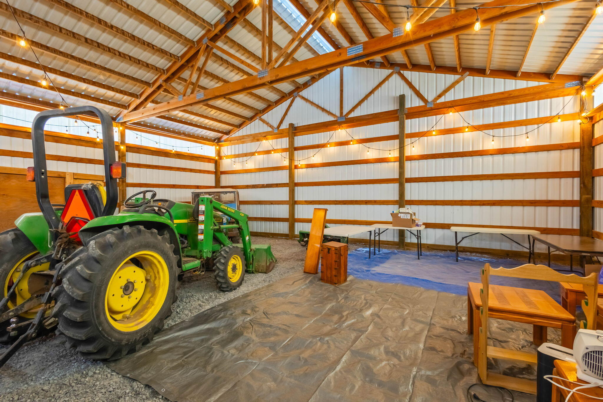 Bend, Oregon 97701, United States, 4 Bedrooms Bedrooms, ,3 BathroomsBathrooms,Residential,Active,86364