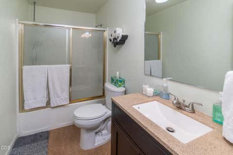 Tiny photo for 20705 Wishing Well Court, Bend, OR 97701 (MLS # 220227327)