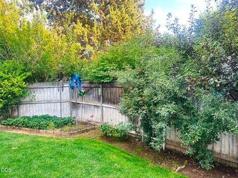 Tiny photo for 20705 Wishing Well Court, Bend, OR 97701 (MLS # 220227327)