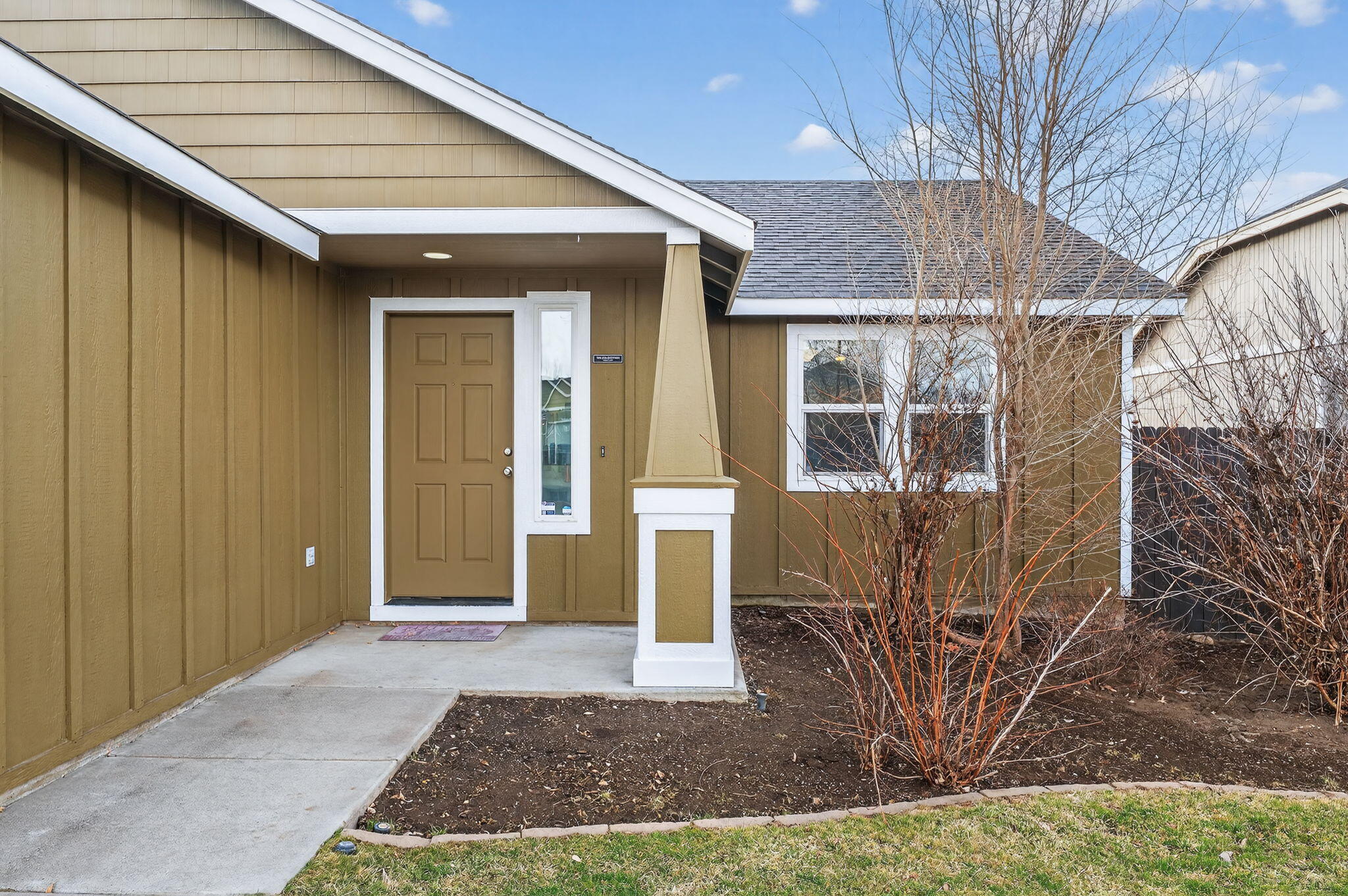 3180 SW Peridot Avenue