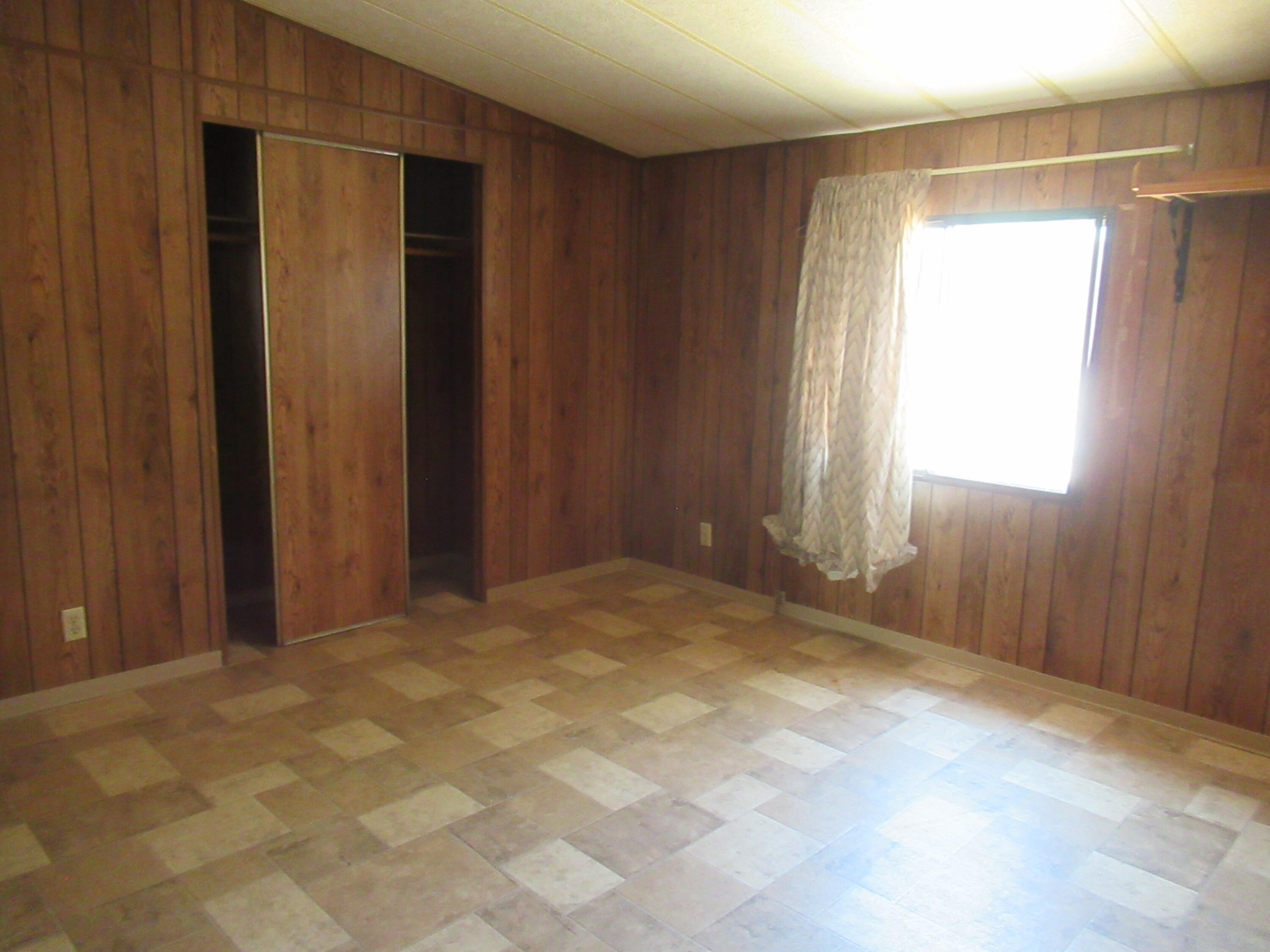 Irish Bend - Residential