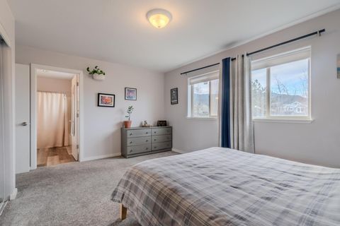 Tiny photo for 144 Crocker Street, Ashland, OR 97520 (MLS # 220215743)