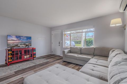 Tiny photo for 144 Crocker Street, Ashland, OR 97520 (MLS # 220215743)