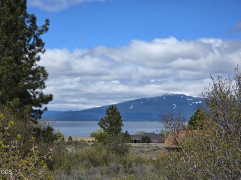 Photo of Margi Way, Chiloquin, OR 97624 (MLS # 220225793)