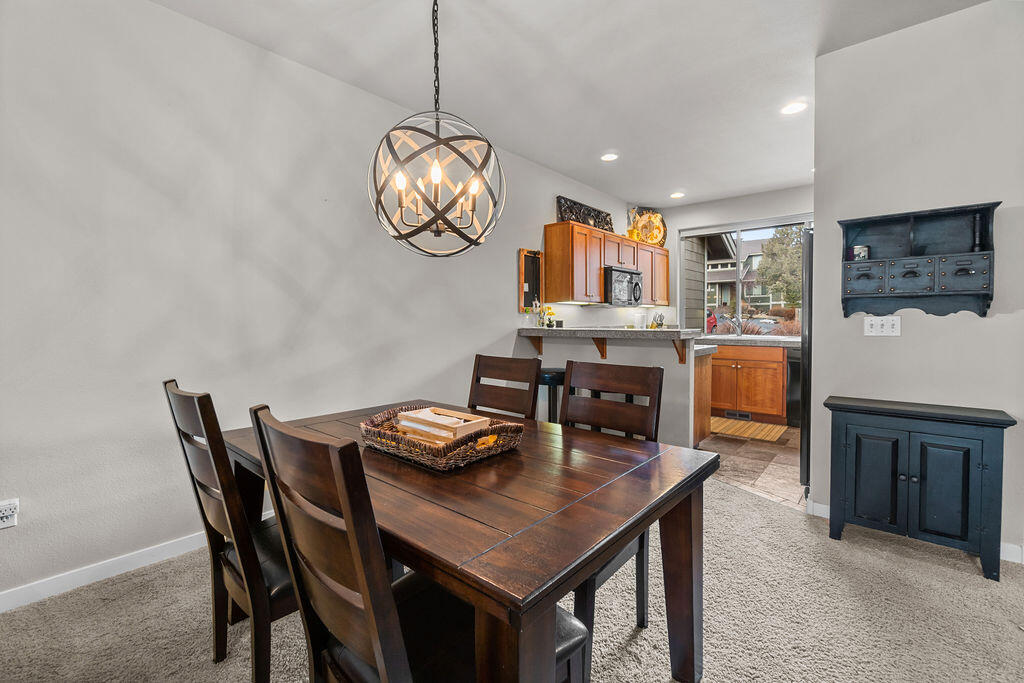 Eagle Crest - Residential