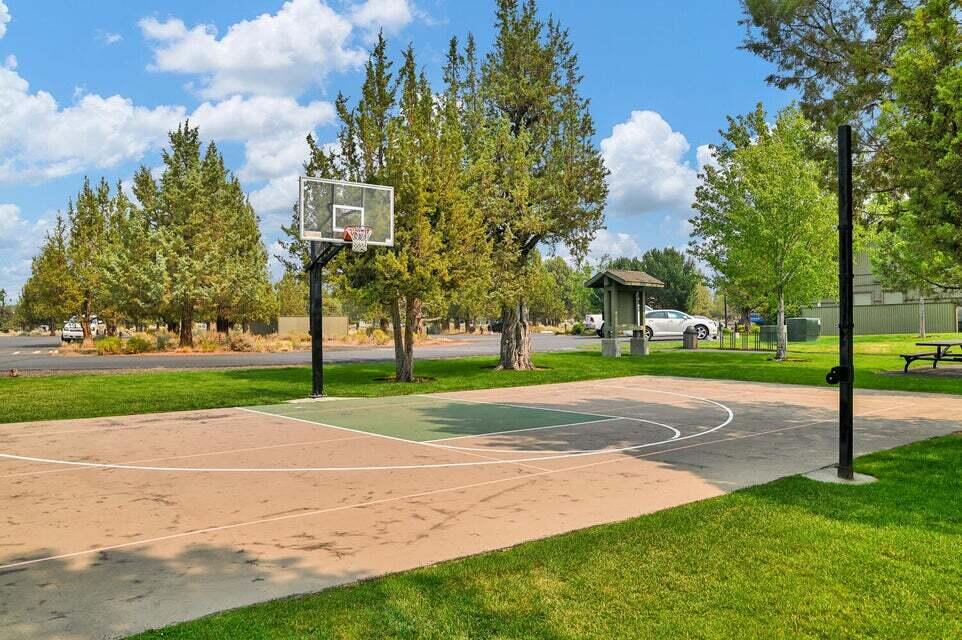 Eagle Crest - Residential