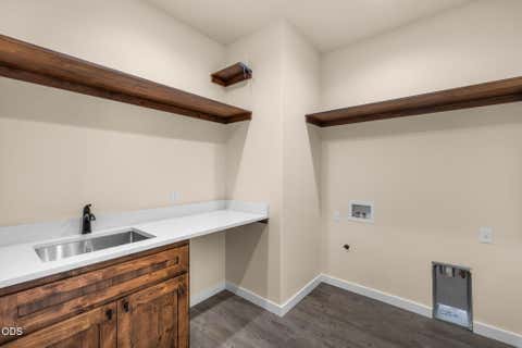 Tiny photo for 436 SE Stearns Road, Prineville, OR 97754 (MLS # 220227242)