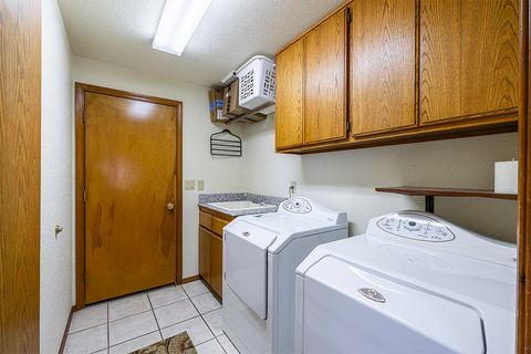 Tiny photo for 1630 Timothy Street, Central Point, OR 97502 (MLS # 220216680)