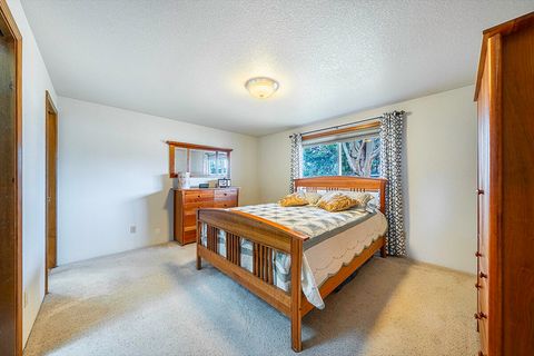 Tiny photo for 1630 Timothy Street, Central Point, OR 97502 (MLS # 220216680)