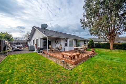 Tiny photo for 1630 Timothy Street, Central Point, OR 97502 (MLS # 220216680)