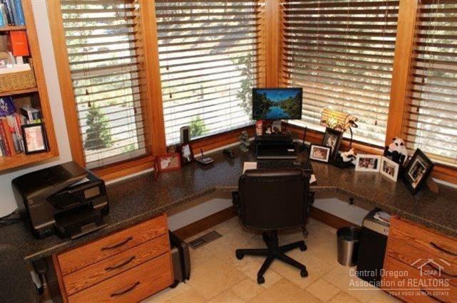 Awbrey Glen - Residential