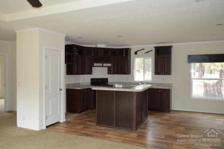 Ponderosa Pines East - Residential